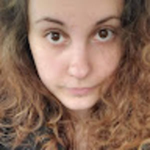 Meet your Posher, Roxanne